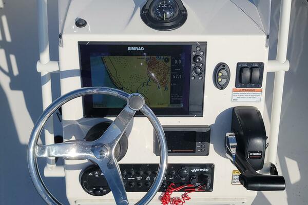 21ft Hewes Yacht For Sale