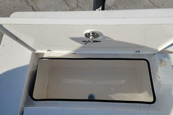 21ft Hewes Yacht For Sale