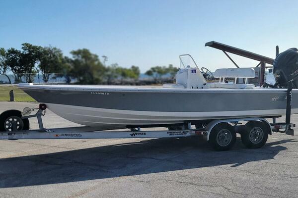 21ft Hewes Yacht For Sale