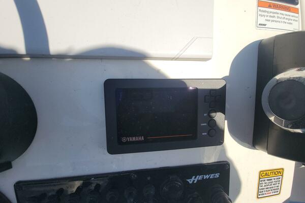 21ft Hewes Yacht For Sale