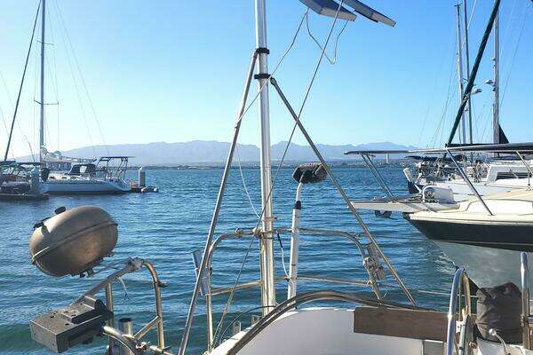 Photo of the 1987 Cape Dory 330 "MILEKA V"