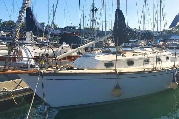 33-ft-Cape Dory-1987-330-MILEKA V-Honolulu Hawaii United States yacht for sale
