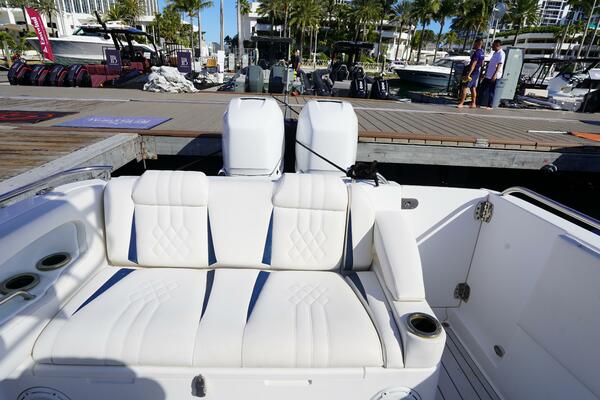 33ft Airship Yacht For Sale