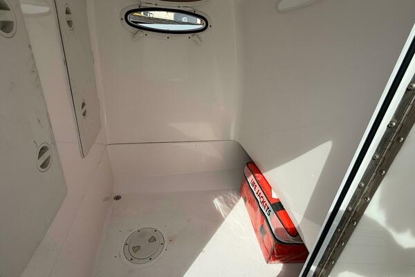 33ft Airship Yacht For Sale