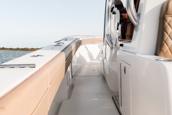 2020 Valhalla Boatworks 37