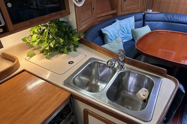 Simpatico 42ft Catalina Yacht For Sale