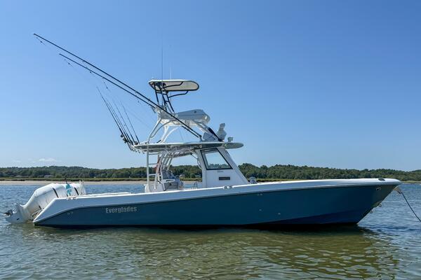 All In 35ft Everglades Yacht For Sale