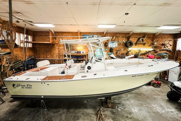 24ft Blue Fin Yacht For Sale