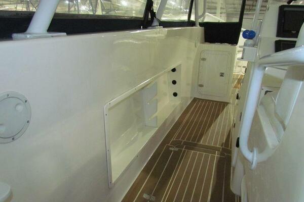 35ft Todomar Yacht For Sale