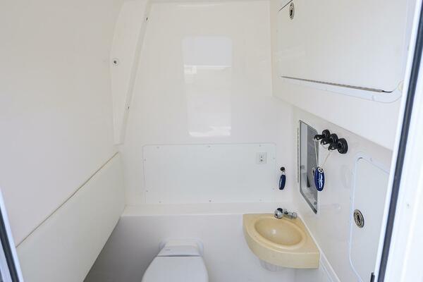 39ft Invincible Yacht For Sale