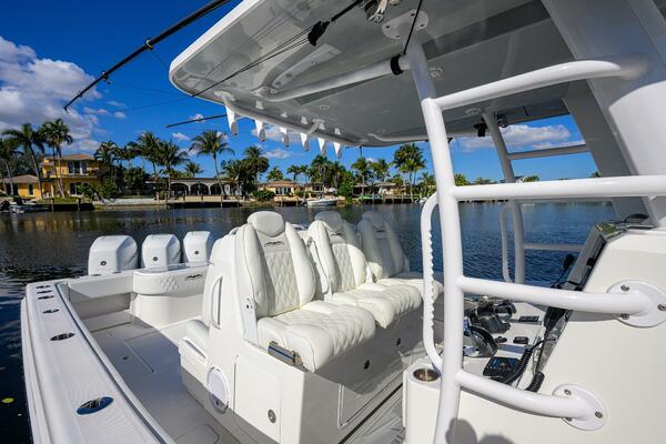 39ft Invincible Yacht For Sale