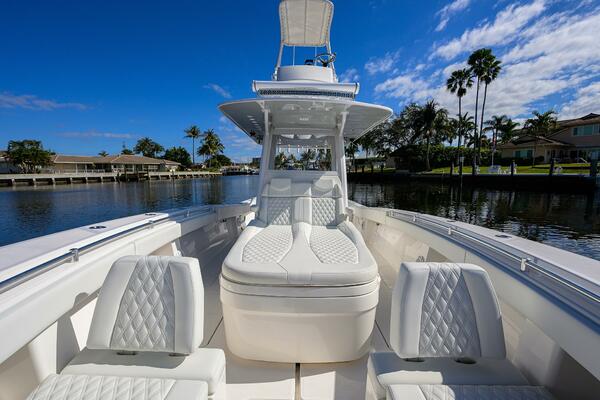 39ft Invincible Yacht For Sale