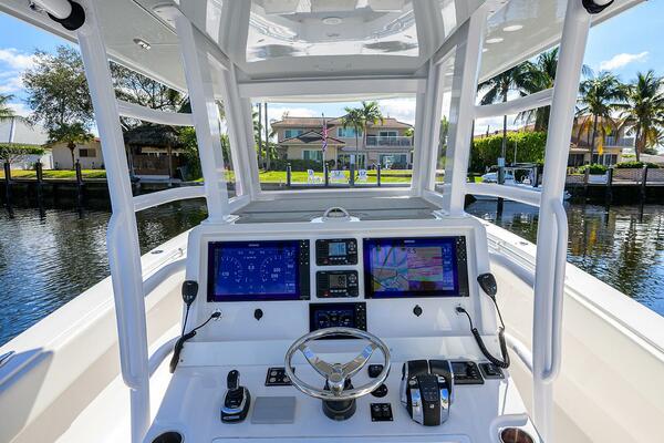 39ft Invincible Yacht For Sale