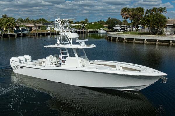 39ft Invincible Yacht For Sale