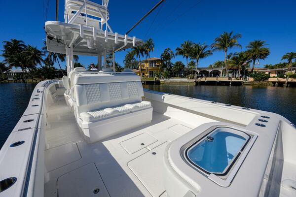 39ft Invincible Yacht For Sale