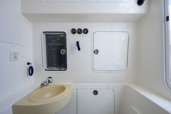 39ft Invincible Yacht For Sale