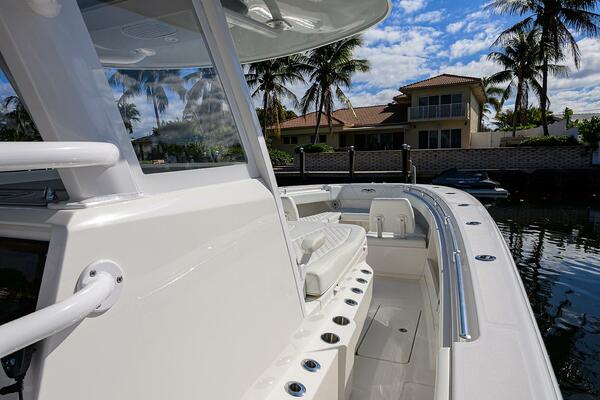 39ft Invincible Yacht For Sale