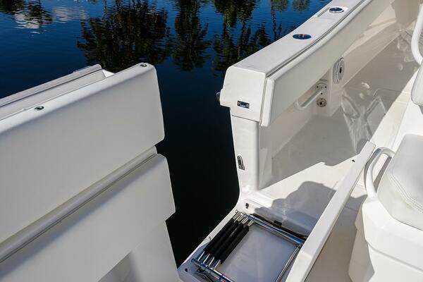 39ft Invincible Yacht For Sale