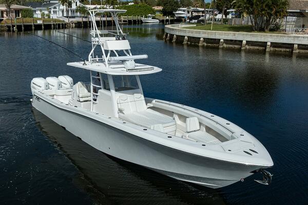 39ft Invincible Yacht For Sale