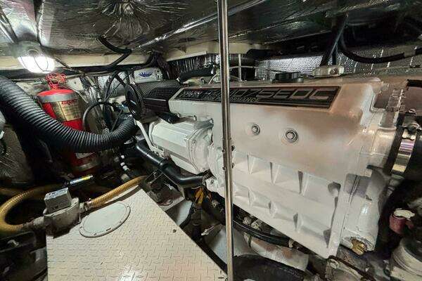 Cruisers Yachts 455 Express Motor Yacht Yacht For Sale