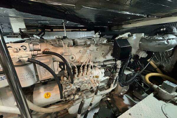 Cruisers Yachts 455 Express Motor Yacht Yacht For Sale