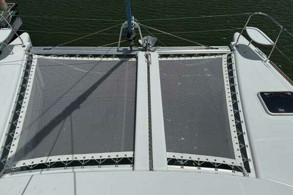 Lagoon 380 Yacht For Sale