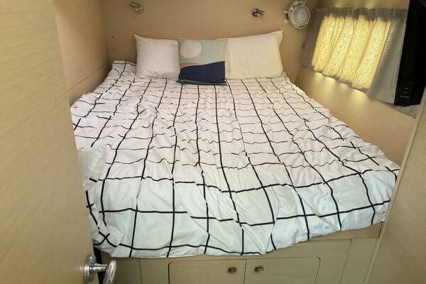 OSITA 38ft Lagoon Yacht For Sale