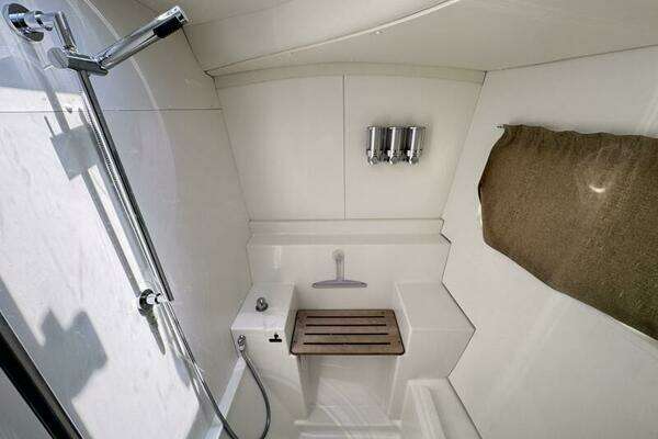 Lagoon 380 Yacht For Sale