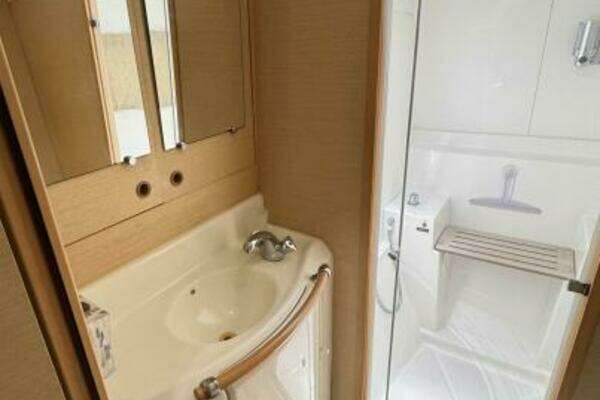 Lagoon 380 Yacht For Sale