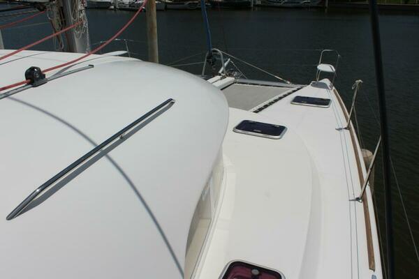 OSITA 38ft Lagoon Yacht For Sale