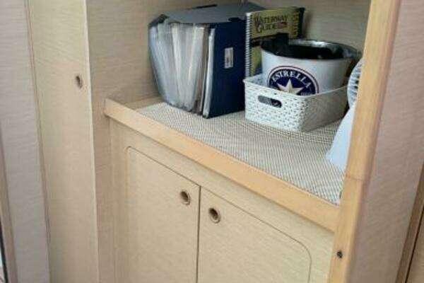 Lagoon 380 Yacht For Sale