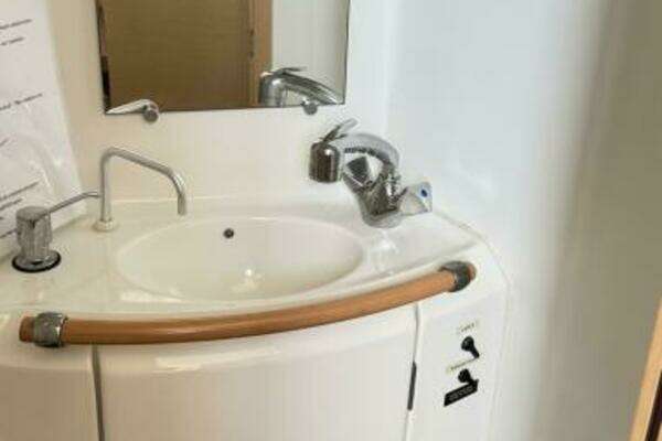 Lagoon 380 Yacht For Sale