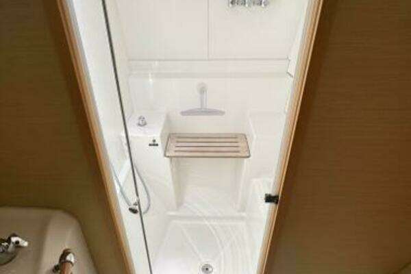 Lagoon 380 Yacht For Sale