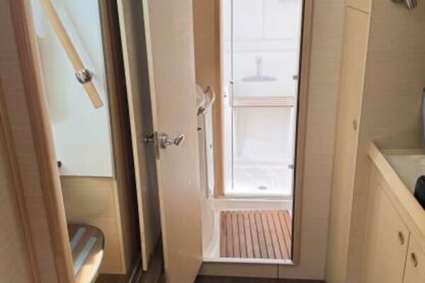 OSITA 38ft Lagoon Yacht For Sale