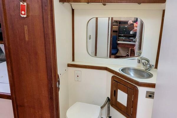 Cool Runnings 42ft Catalina Yacht For Sale