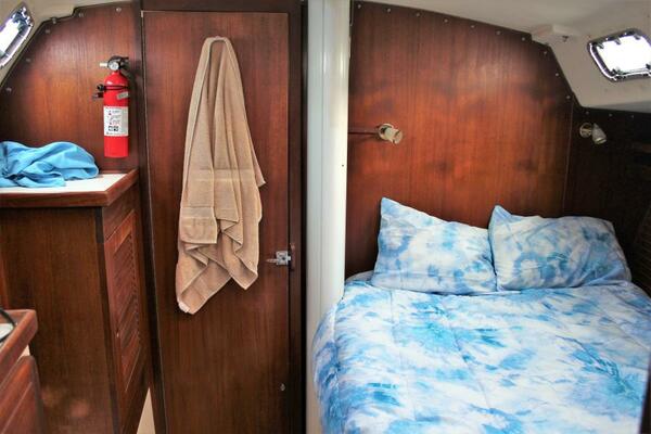 Cool Runnings 42ft Catalina Yacht For Sale