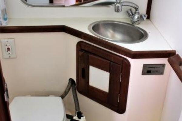 Cool Runnings 42ft Catalina Yacht For Sale