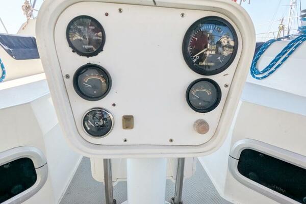 Cool Runnings 42ft Catalina Yacht For Sale