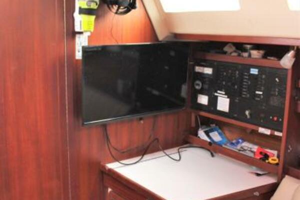 Cool Runnings 42ft Catalina Yacht For Sale