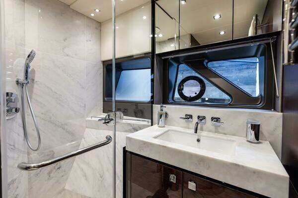 Sunseeker 76 Yacht For Sale