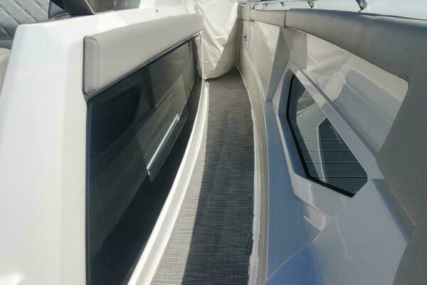 FIJI KAI 37ft Pursuit Yacht For Sale