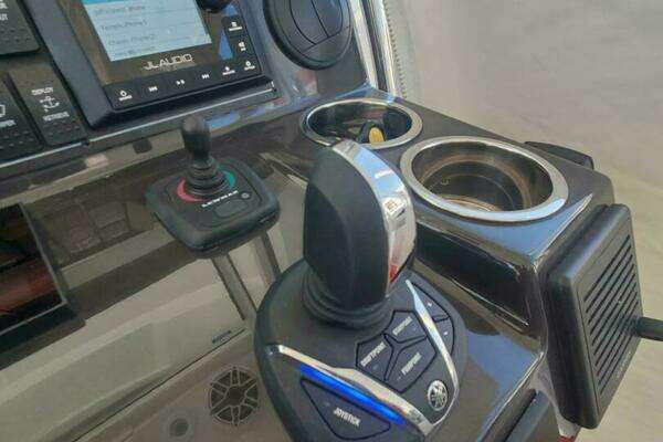 Pursuit S 378 Sport Yacht For Sale