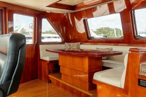 Ocean Alexander  Yacht For Sale