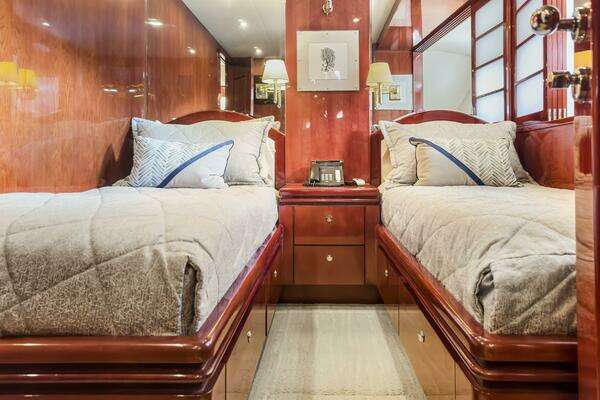 Ocean Alexander  Yacht For Sale