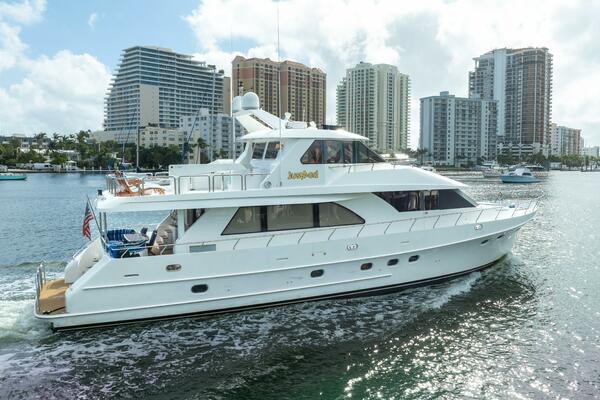 JusMad 80ft Ocean Alexander Yacht For Sale