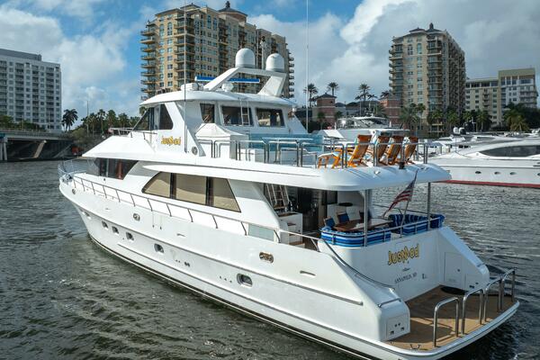 JusMad 80ft Ocean Alexander Yacht For Sale