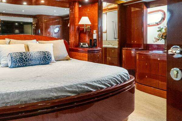 Ocean Alexander  Yacht For Sale