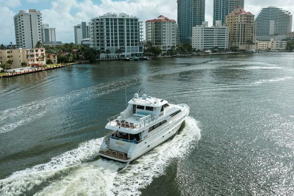 JusMad 80ft Ocean Alexander Yacht For Sale