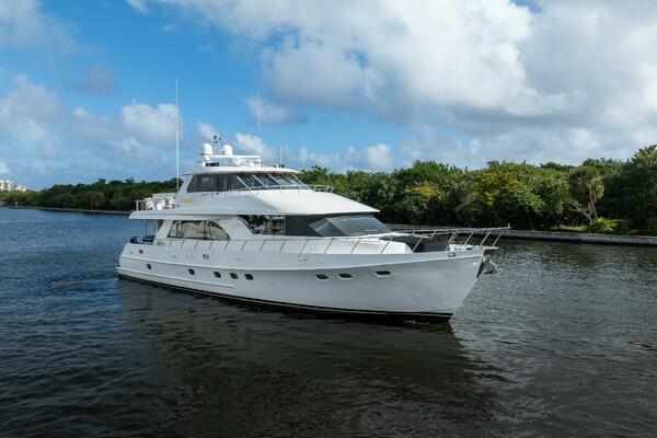 JusMad 80ft Ocean Alexander Yacht For Sale