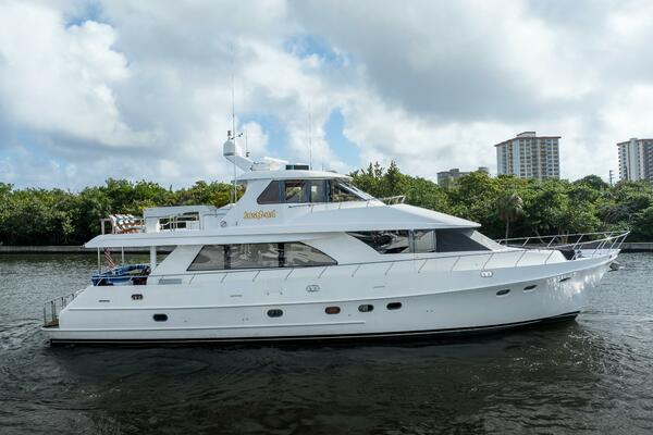 JusMad 80ft Ocean Alexander Yacht For Sale